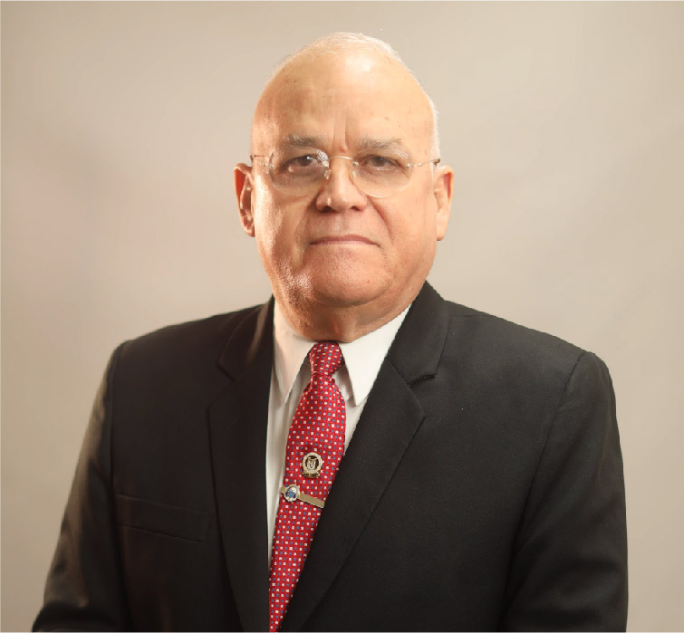 Dr. Douglas Barraez